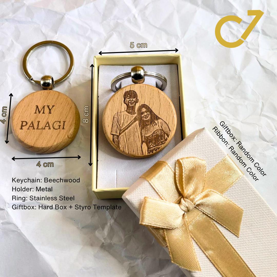Personalized beech wood round keychain product image 2